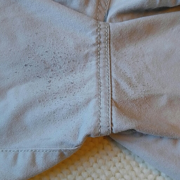 Kahki Maternity Shorts - Picture 4 of 5